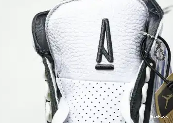 A SP Jordan Ma “Diffused OG HV8571-100 x Maniére Blue” 3 Air 0610